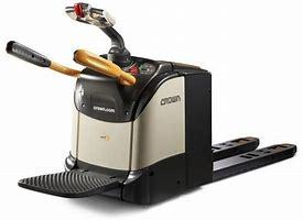 Transpalette porté debout Crown WT3040 - 1