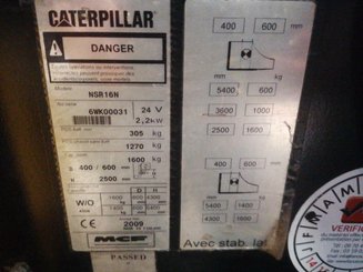 Gerbeur porté debout Caterpillar NSR16N