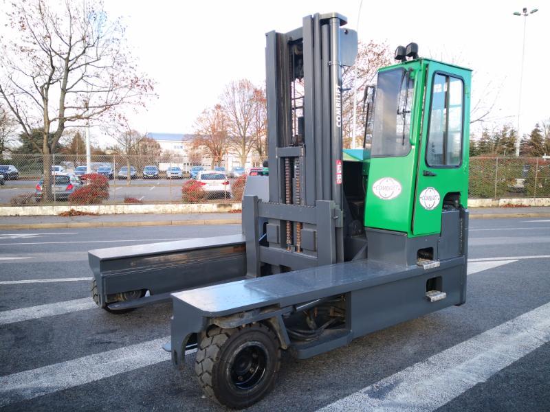 Chariot élévateur latéral multidirectionnel Combilift C6000 - 1