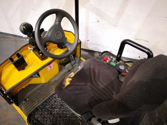 Tracteur de remorquage Taylor Dunn TT-316-36 