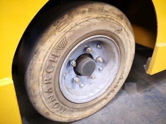 Tracteur de remorquage Taylor Dunn TT-316-36 