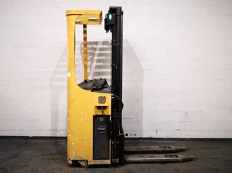 Gerbeur porté debout Caterpillar NSR16K