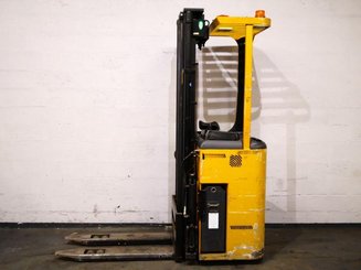 Gerbeur porté debout Caterpillar NSR16K