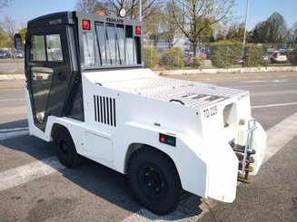 Tracteur de remorquage Charlatte TD225