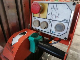 Nacelle à mât vertical JLG TOUCAN DUO