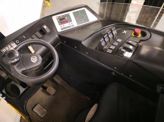 Chariot à mât rétractable OM XR16AC