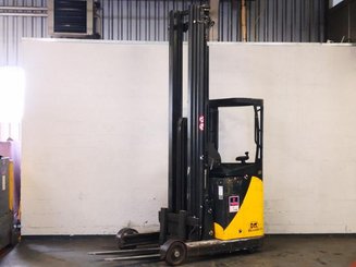Chariot à mât rétractable OM XR16AC