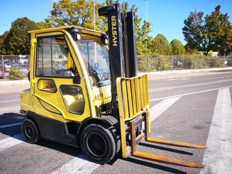 Chariot élévateur frontal 4 roues Hyster H2.5FT - 1