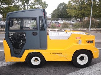 Tracteur de remorquage Jungheinrich EZS 6250
