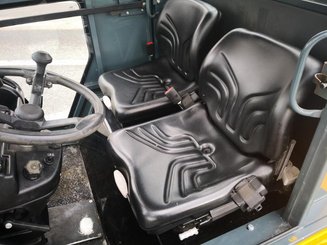 Tracteur de remorquage Jungheinrich EZS 6250