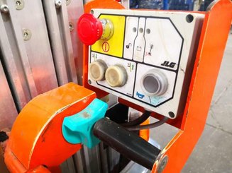 Nacelle à mât vertical JLG TOUCAN DUO