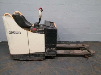 Transpalette porté debout Crown WT3040