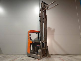 Chariot à mât rétractable BT RRE 160 - 7