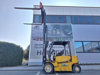 Chariot élévateur électrique Yale ERP50VM