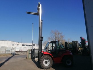 Chariot élévateur tout terrain Manitou M50-4