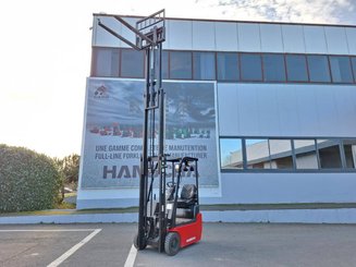 Chariot élévateur frontal 3 roues Hangcha X3W10 (CPDS10-XD4)