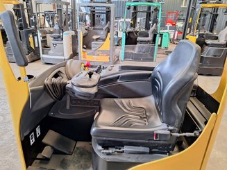 Chariot à mât rétractable Hyster R1.6H - 4