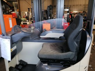 Chariot à mât rétractable Crown ESR5240-1.4