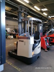 Chariot à mât rétractable Crown ESR5240-1.4