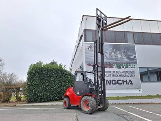 Chariot élévateur tout terrain Hangcha TT30-2