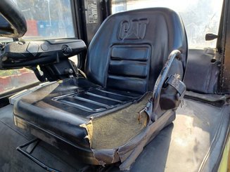 Chariot élévateur frontal 4 roues Caterpillar DP50K2