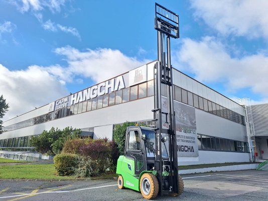 Chariot élévateur frontal 4 roues Hangcha AE30-I - 1