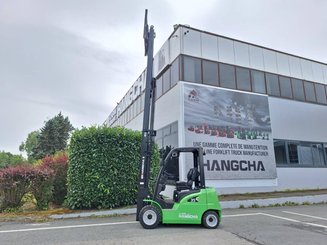 Chariot élévateur frontal 4 roues Hangcha XC35i