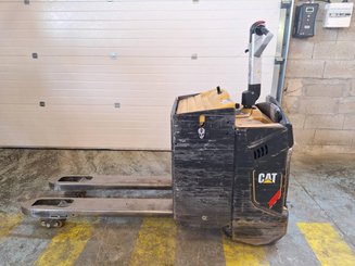 Transpalette accompagnant Caterpillar NPV20N2