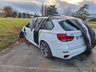 Voiture BMW X5 - 44