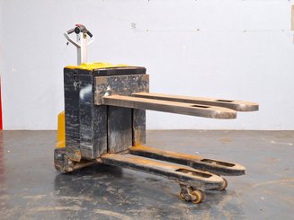 Transpalette accompagnant Caterpillar NPP20N2E