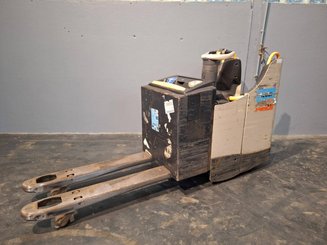 Transpalette porté debout Crown WT3040 2.00 - 7