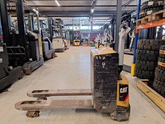 Transpalette accompagnant Caterpillar NPP20N2