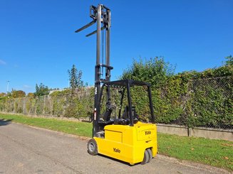 Chariot élévateur frontal 3 roues Yale ERP20 ATF