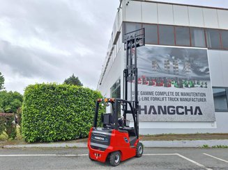 Chariot élévateur frontal 4 roues Hangcha AE20C