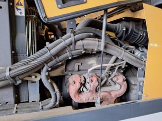 Chariot élévateur latéral multidirectionnel Combilift C8000-15