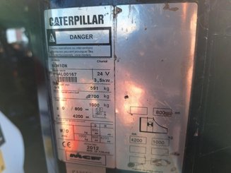 Préparateur de commandes à nacelle élevable Caterpillar NOH10N