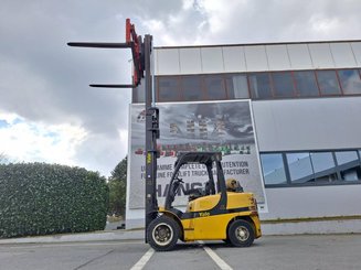 Chariot élévateur frontal 4 roues Yale GLP45SVX5 - 8