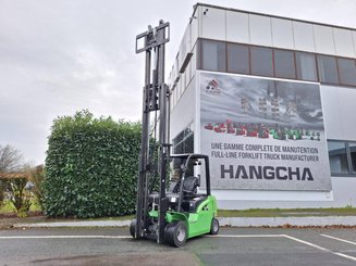 Chariot élévateur frontal 4 roues Hangcha XC35i