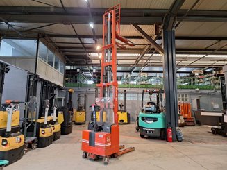 Gerbeur accompagnant BT LSF 1250 EE - 15