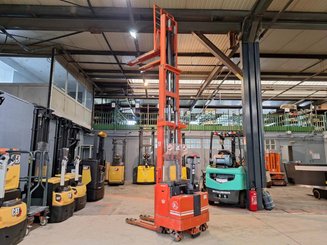 Gerbeur accompagnant BT LSF 1250 EE - 14
