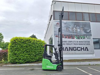 Chariot élévateur frontal 3 roues Hangcha  XC3-18i (CPDS18-XCY2G-SI) 