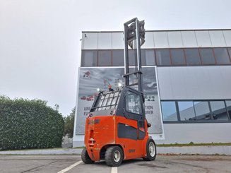 Chariot élévateur frontal 4 roues Carer Z70H - 11
