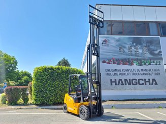 Chariot élévateur frontal 4 roues Hangcha XE25i