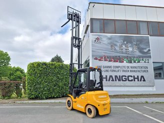 Chariot élévateur frontal 4 roues Hangcha XE25i