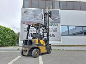 Chariot élévateur frontal 4 roues Yale GDP20VX