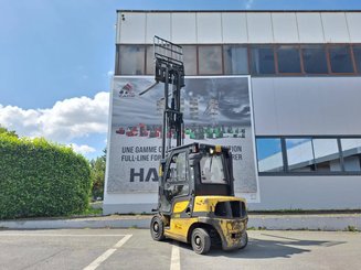 Chariot élévateur frontal 4 roues Yale GDP25VX
