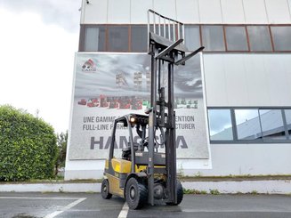 Chariot élévateur frontal 4 roues Yale GDP20VX
