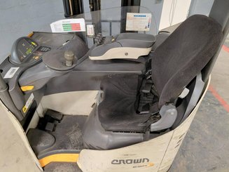 Chariot à mât rétractable Crown ESR 5260