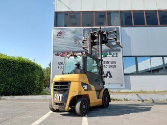Chariot élévateur frontal 4 roues Caterpillar DP40N - 11