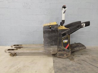 Transpalette porté debout Caterpillar NPV20N2